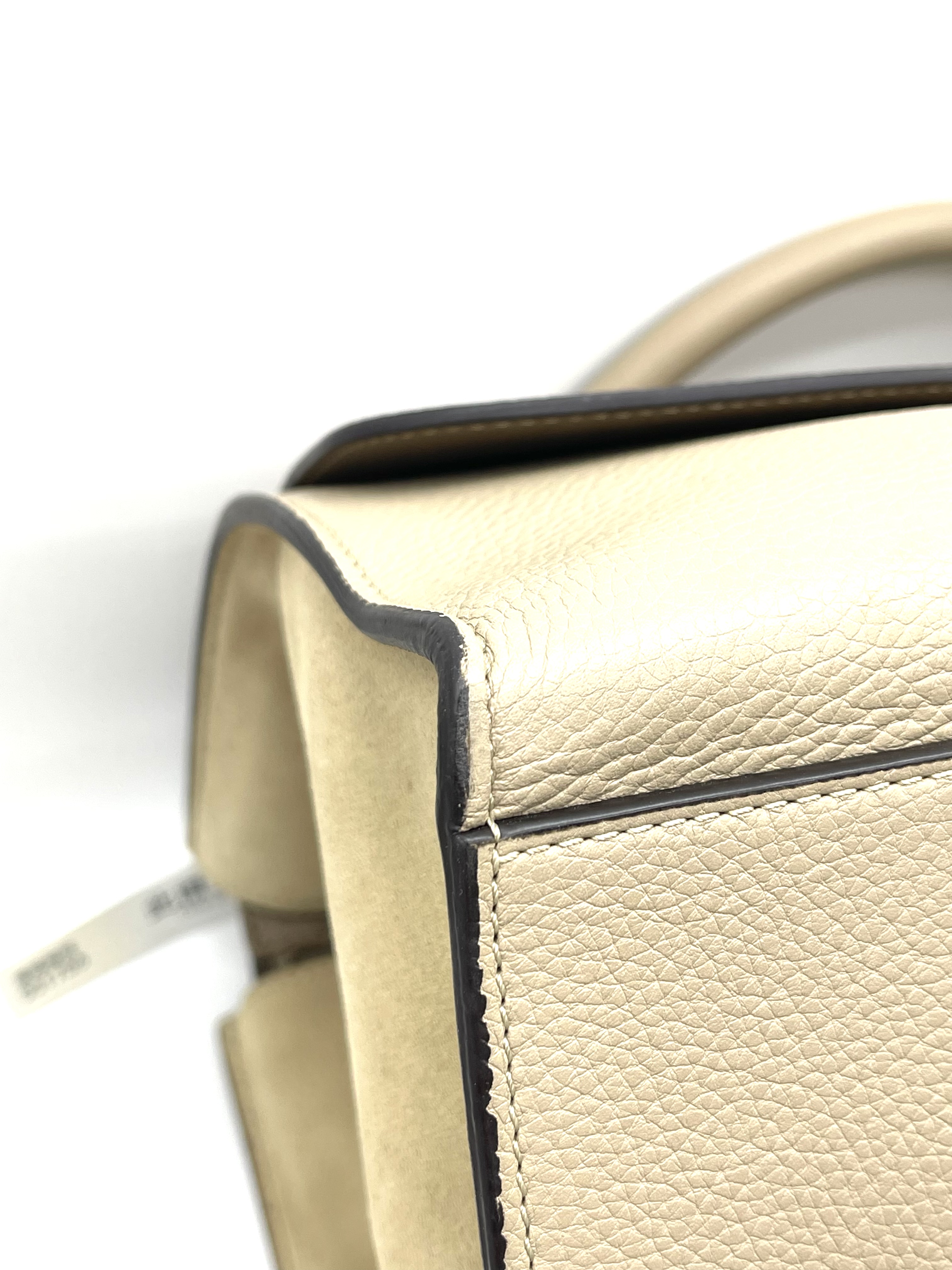 Pre-Owned CELINE Trapeze Bag / Product Code: 26042601