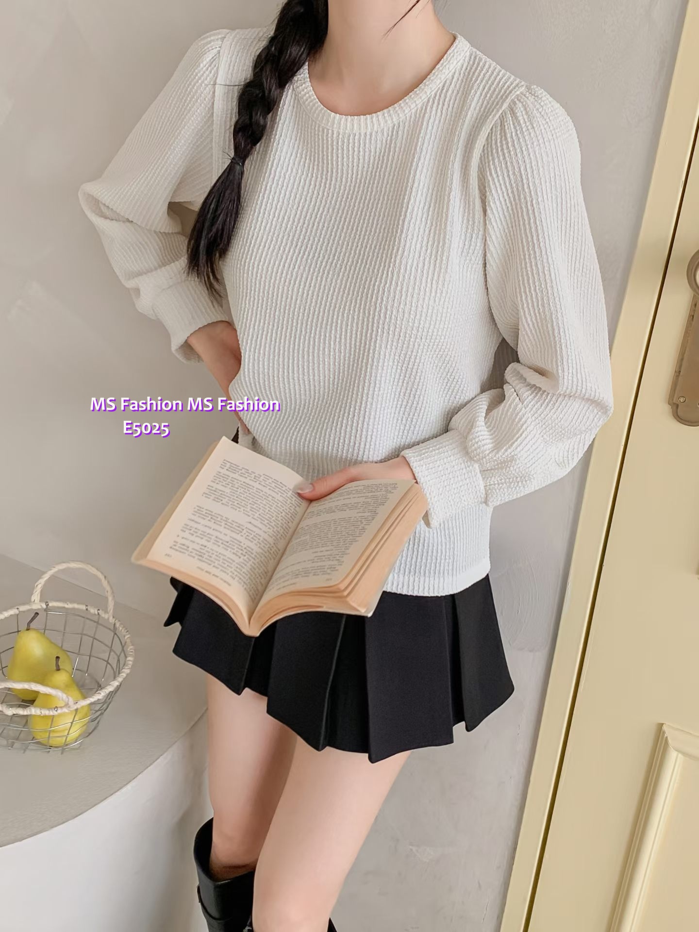 E5025 淨色暗紋top