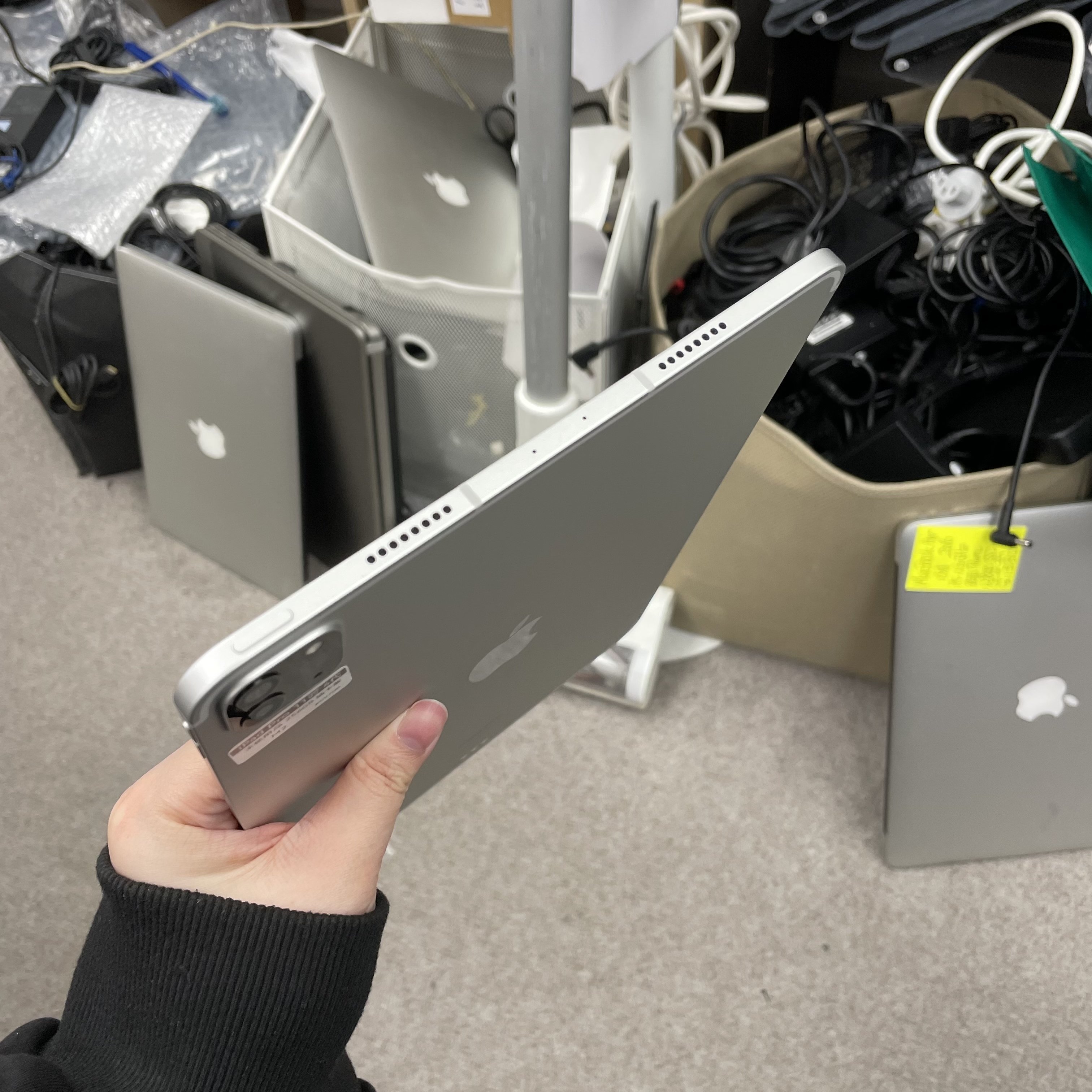 *4767100 iPad Pro 4 11吋 M2 未使用品 256GB 插卡版 銀色 sliver