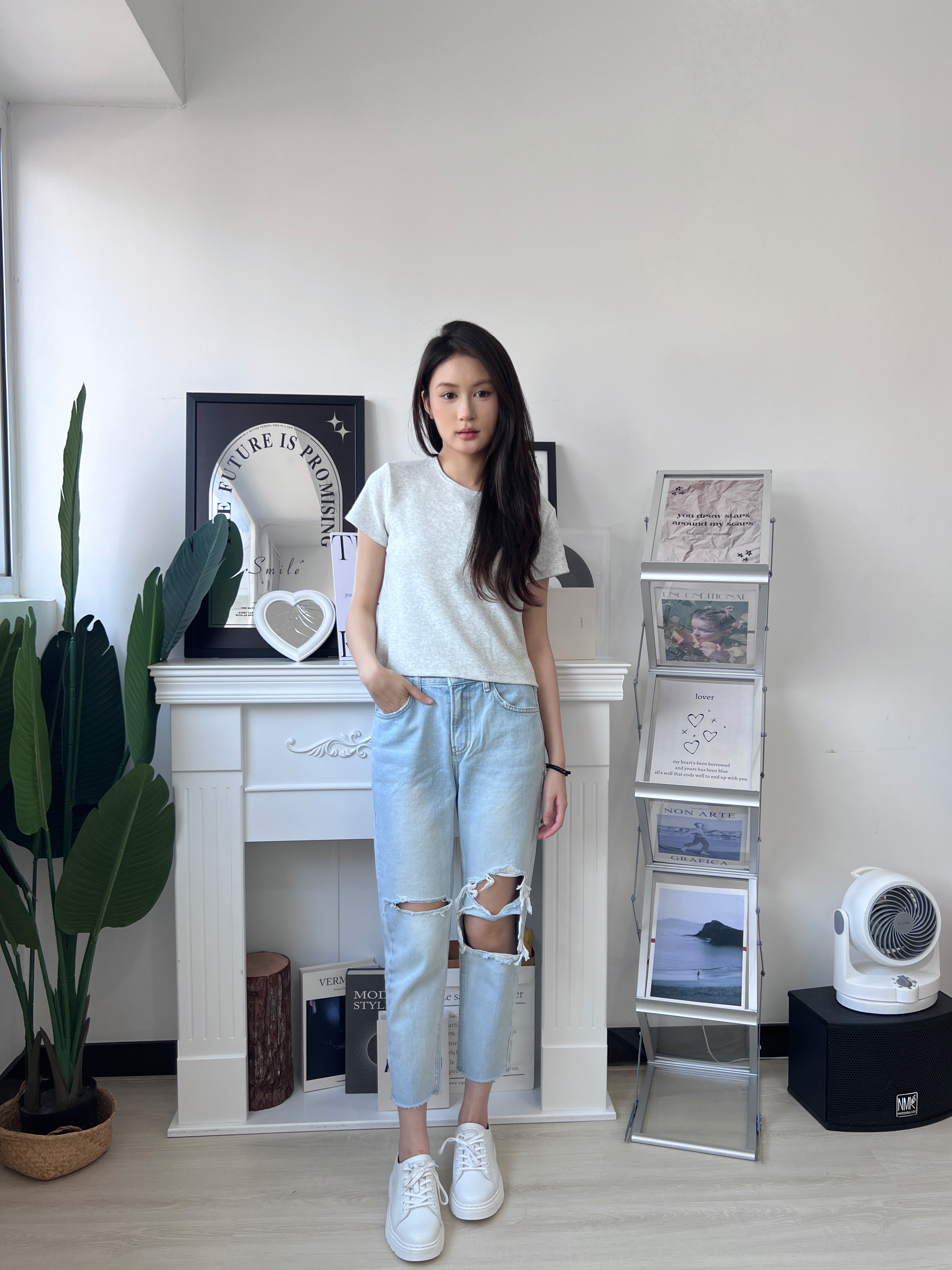 🇰🇷幼直紋淨色T (白色)