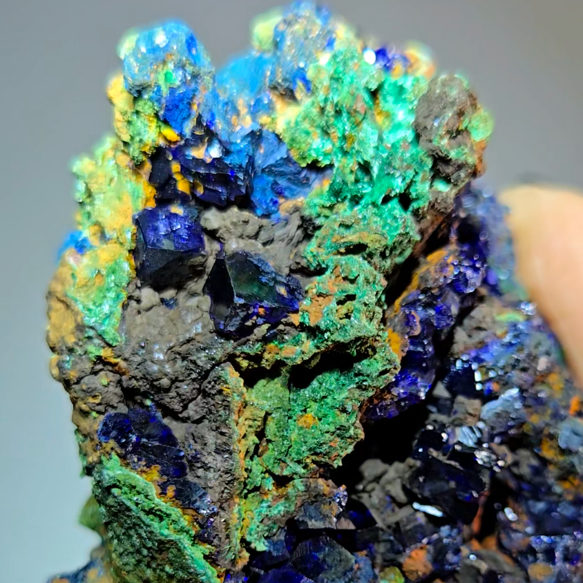Rare cubic azurite specimen - AZ23