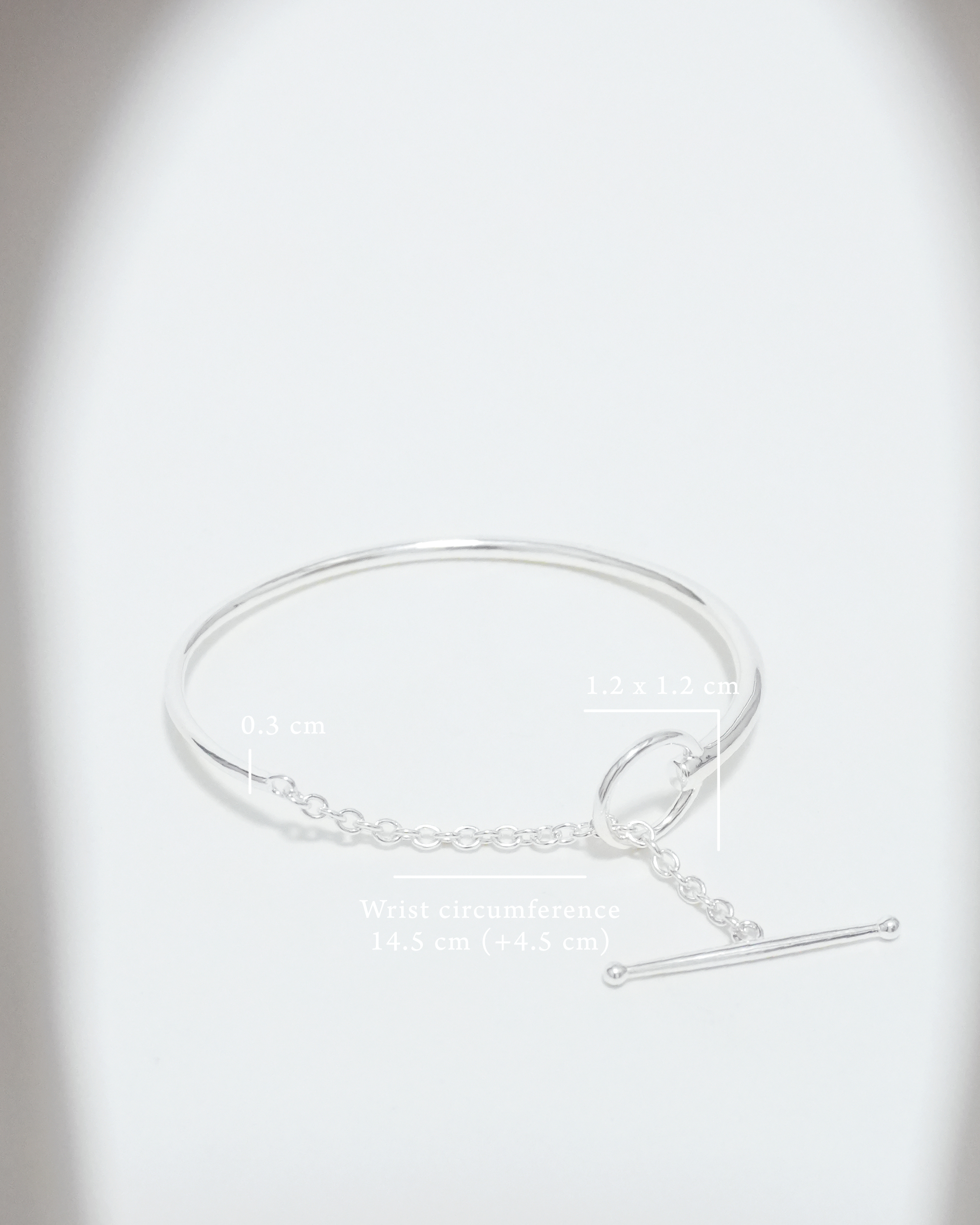 Refined Toggle Cuff Bracelet 