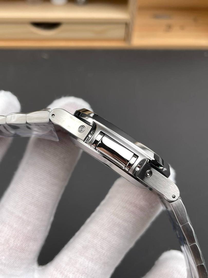 百达翡丽 Nautilus 5726/1A-001 自动机械男士腕表