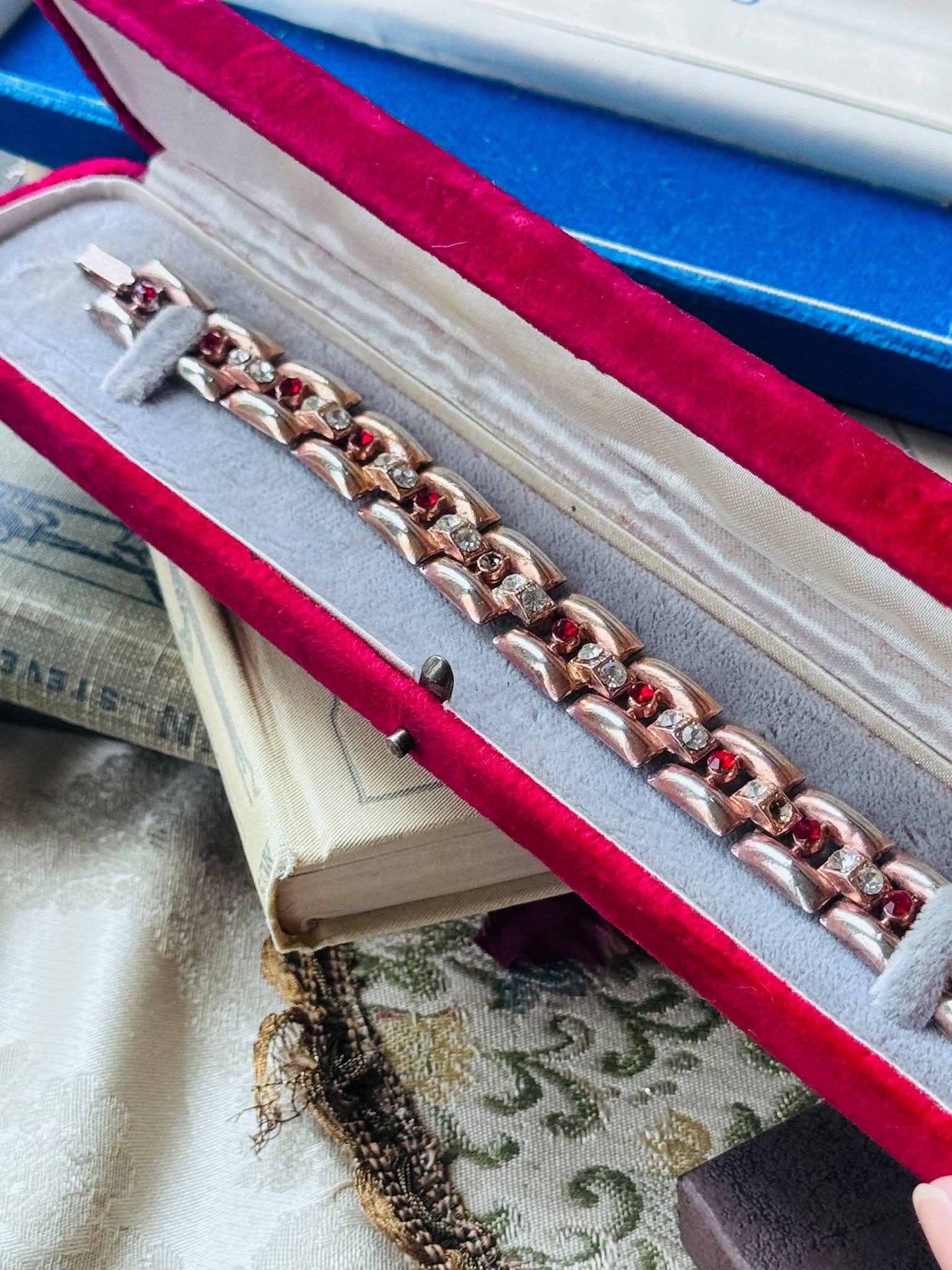 Vintage Bracelet Boxes / Jewelry Boxes (MT2621)