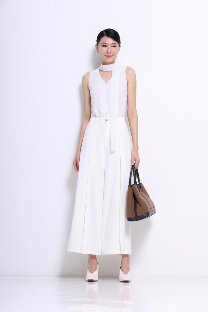 独家雪纺V领上衣 2696