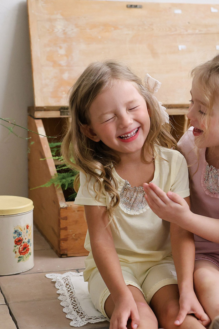 🇰🇷Puella_Flo tee