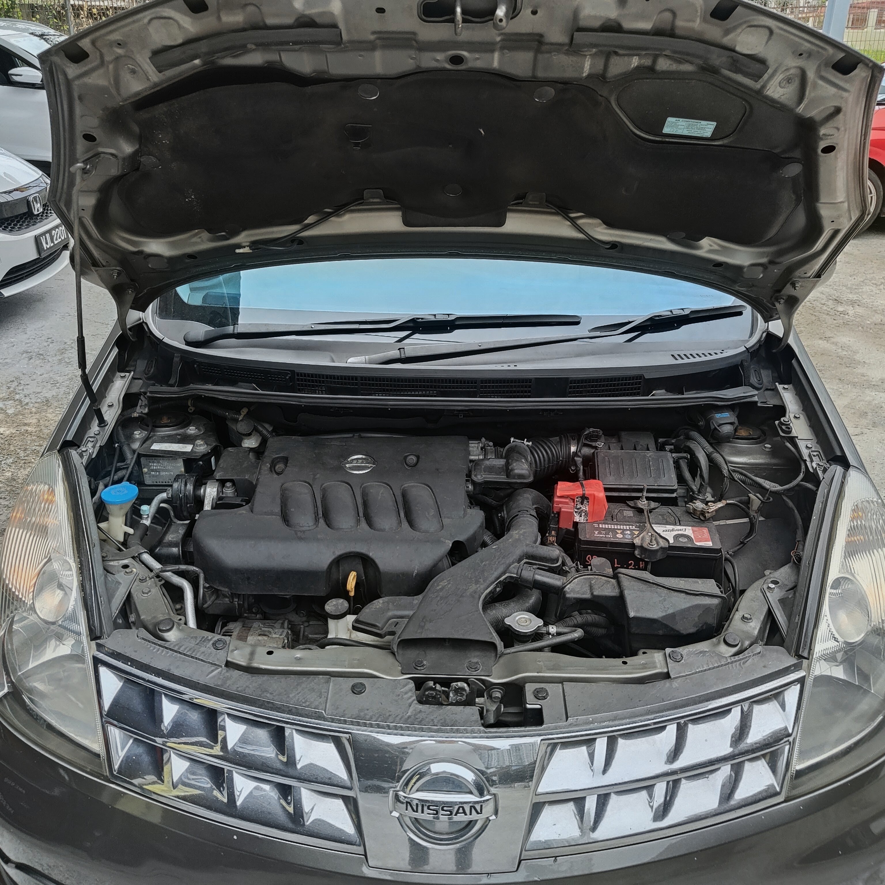 2009 NISSAN GRAND LIVINA 1.8 