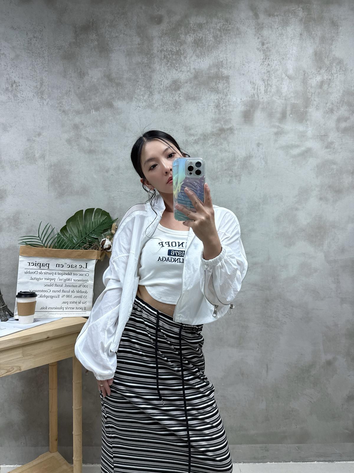 B03 拉鍊袋滑料橫間裙