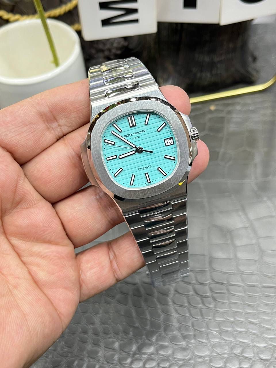 百达翡丽鹦鹉螺5711蒂芙尼系列/40mm*8.3mm/搭载Cal.324全自动一体机芯😍💯🤍