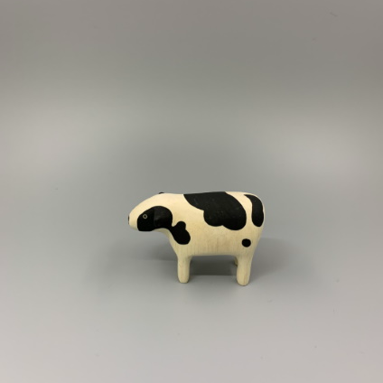 牛 (Cow)
