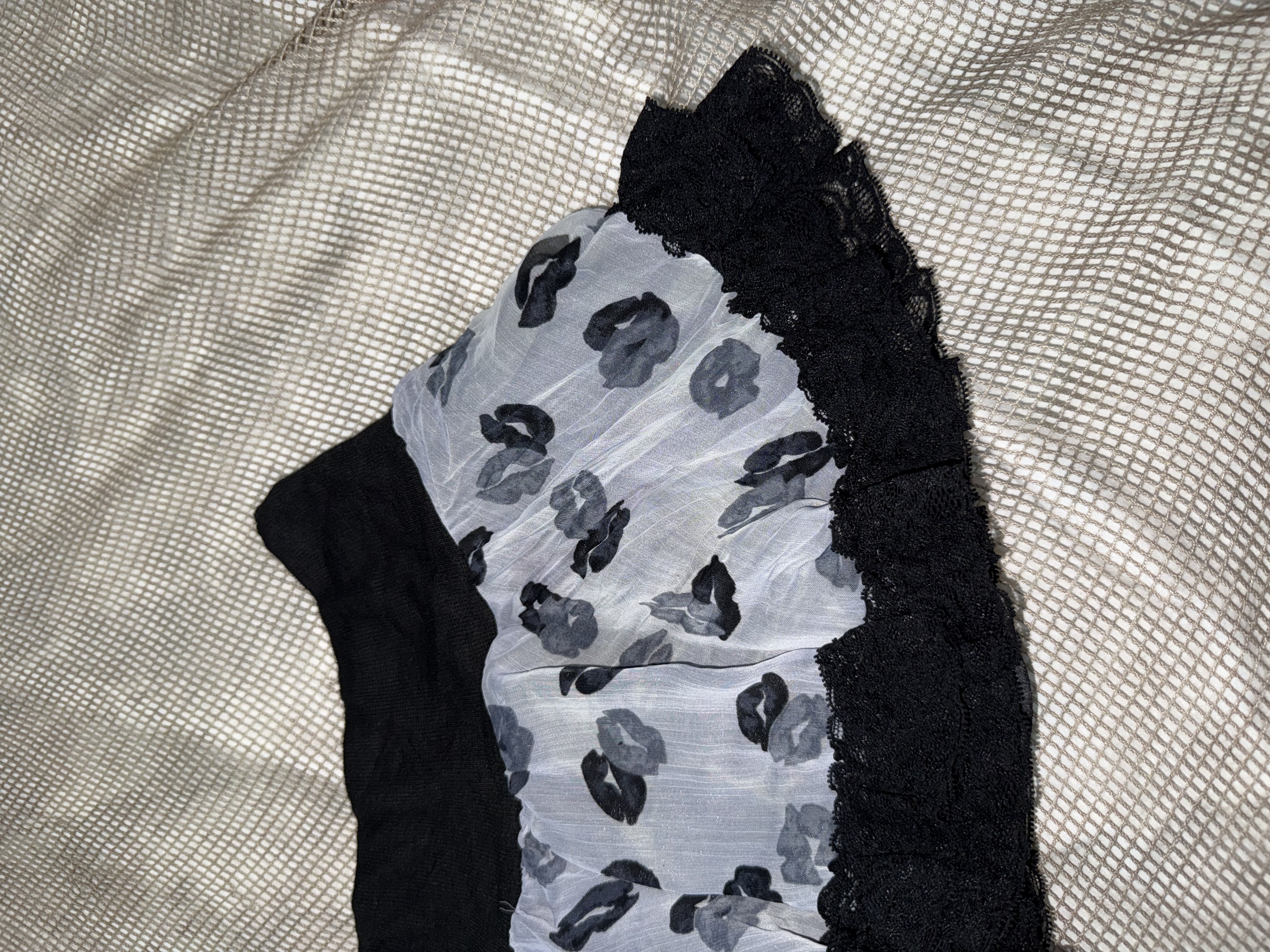 Charming Lip Print Miniskirt