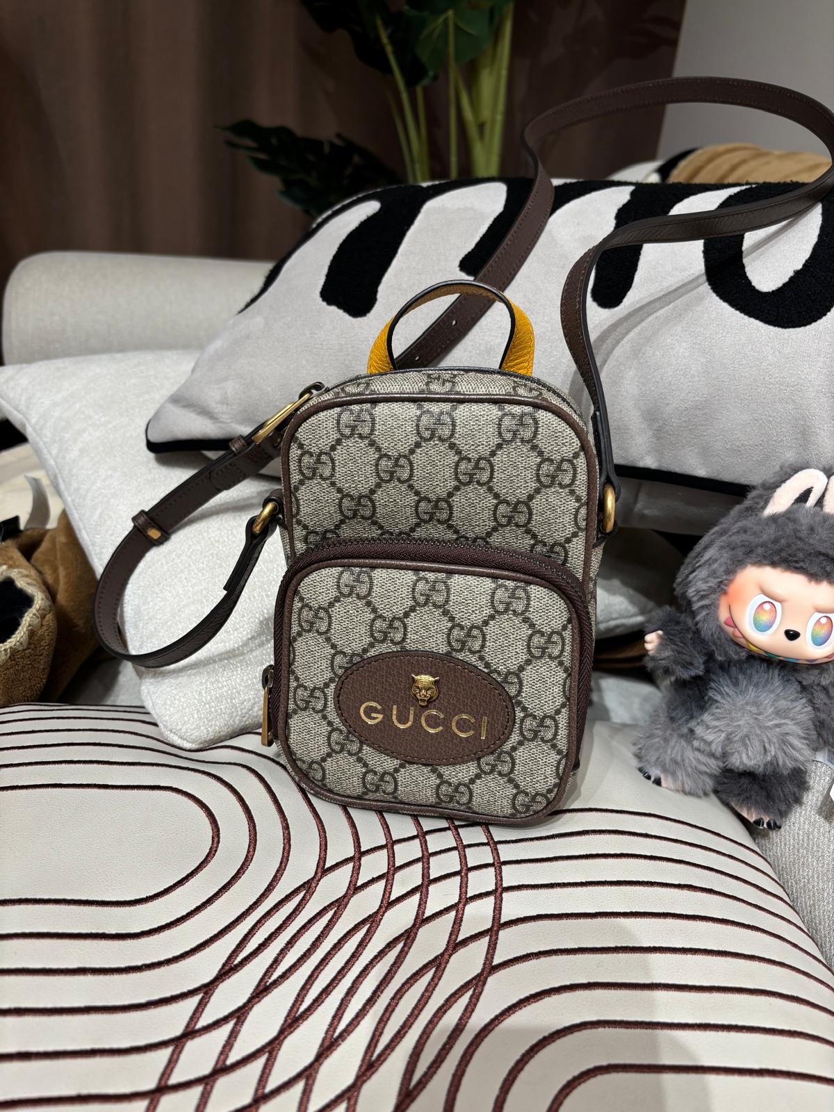 Gucci GG Supreme Neo 658556 Shoulder bag 斜孭袋 100%Authentic,99%new ✅booklet ,ribbon✅dust bag ✅box 