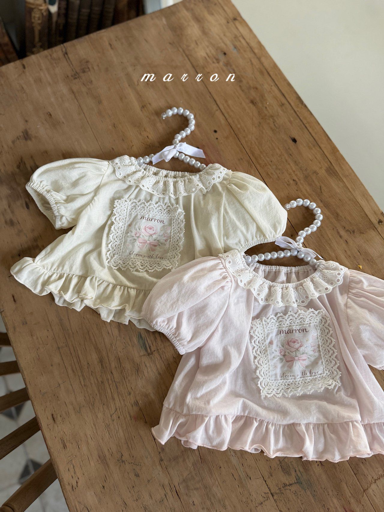 AW4229 Top