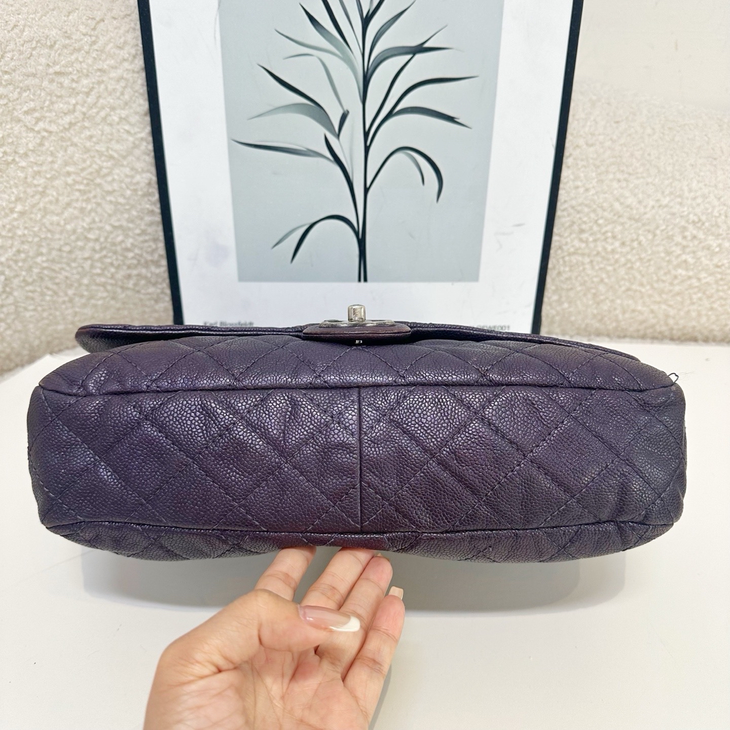 【預訂貨品】鐳射16開 Chanel 紫色cf jumb機場包