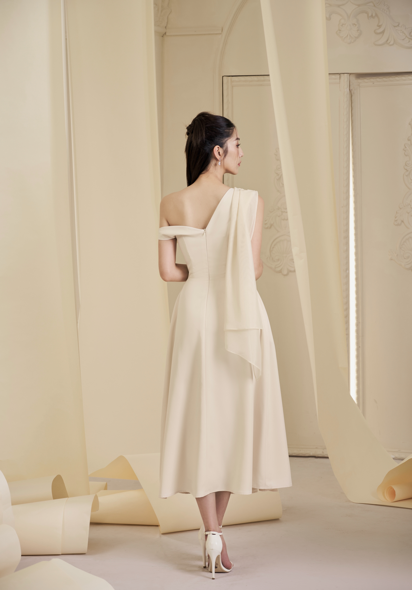 Hazel Dress (Cream)