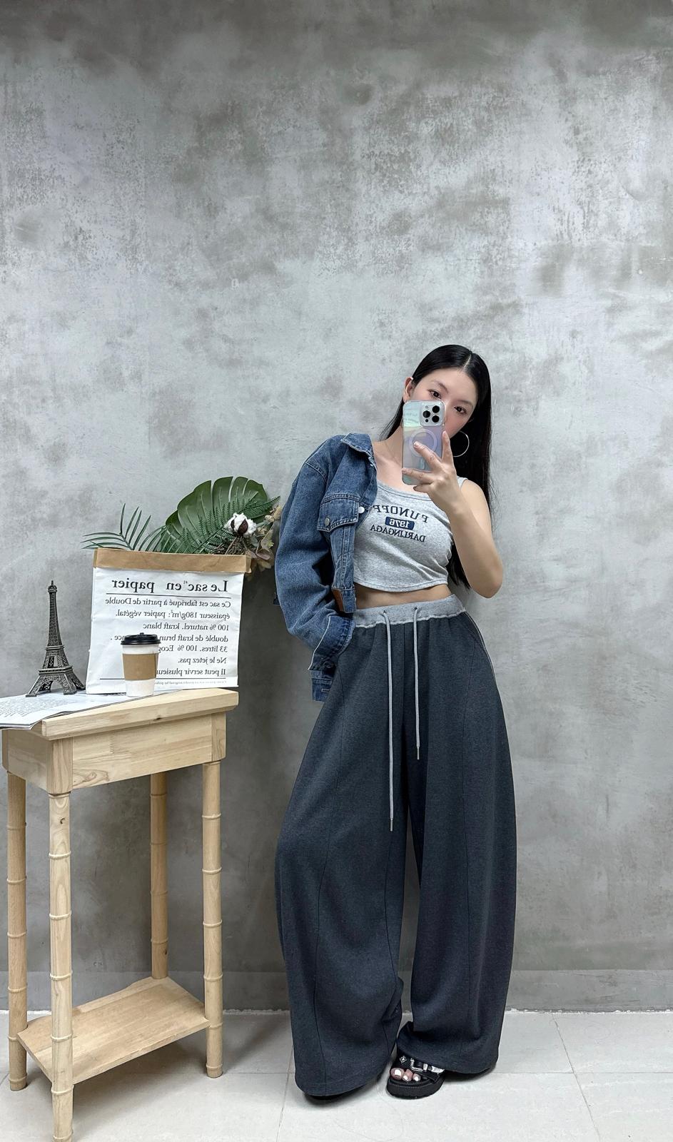 B01 刺繡字方領Bra top