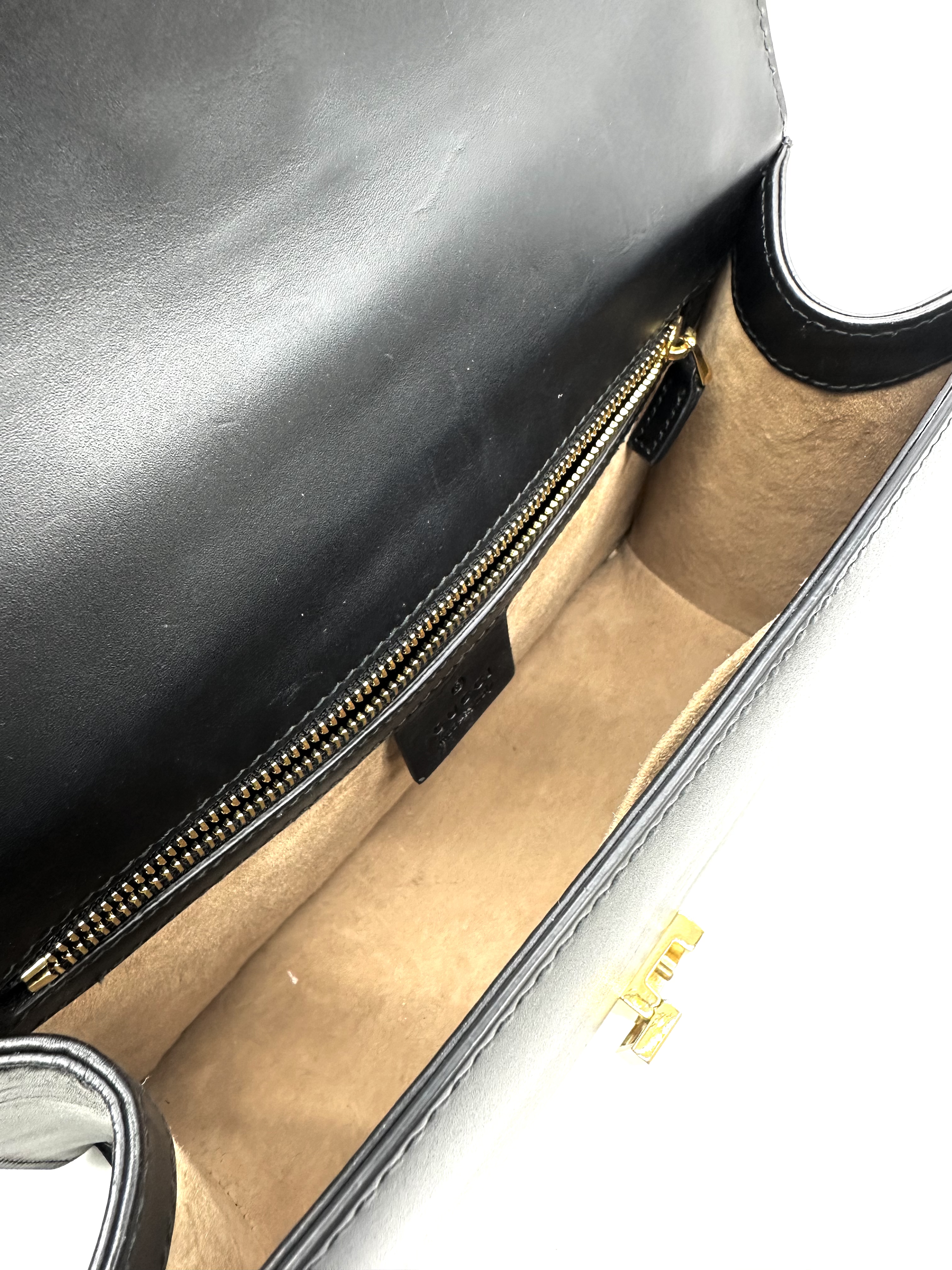 Pre-owned Gucci Sylvie Webline Shoulder Bag / Product code: 26032004