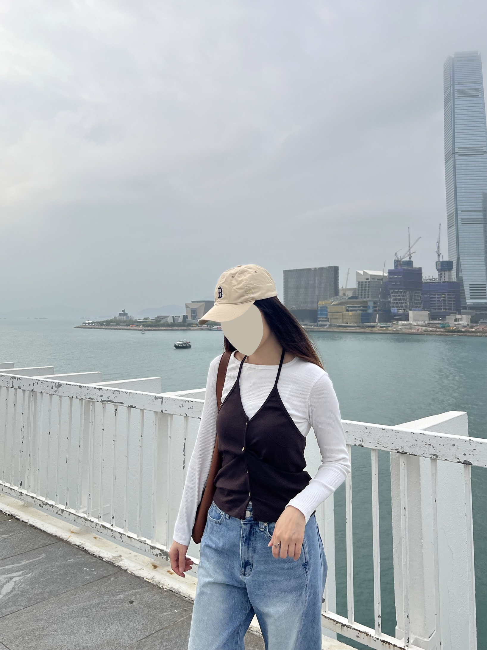 韓妹必備掛脖背心 