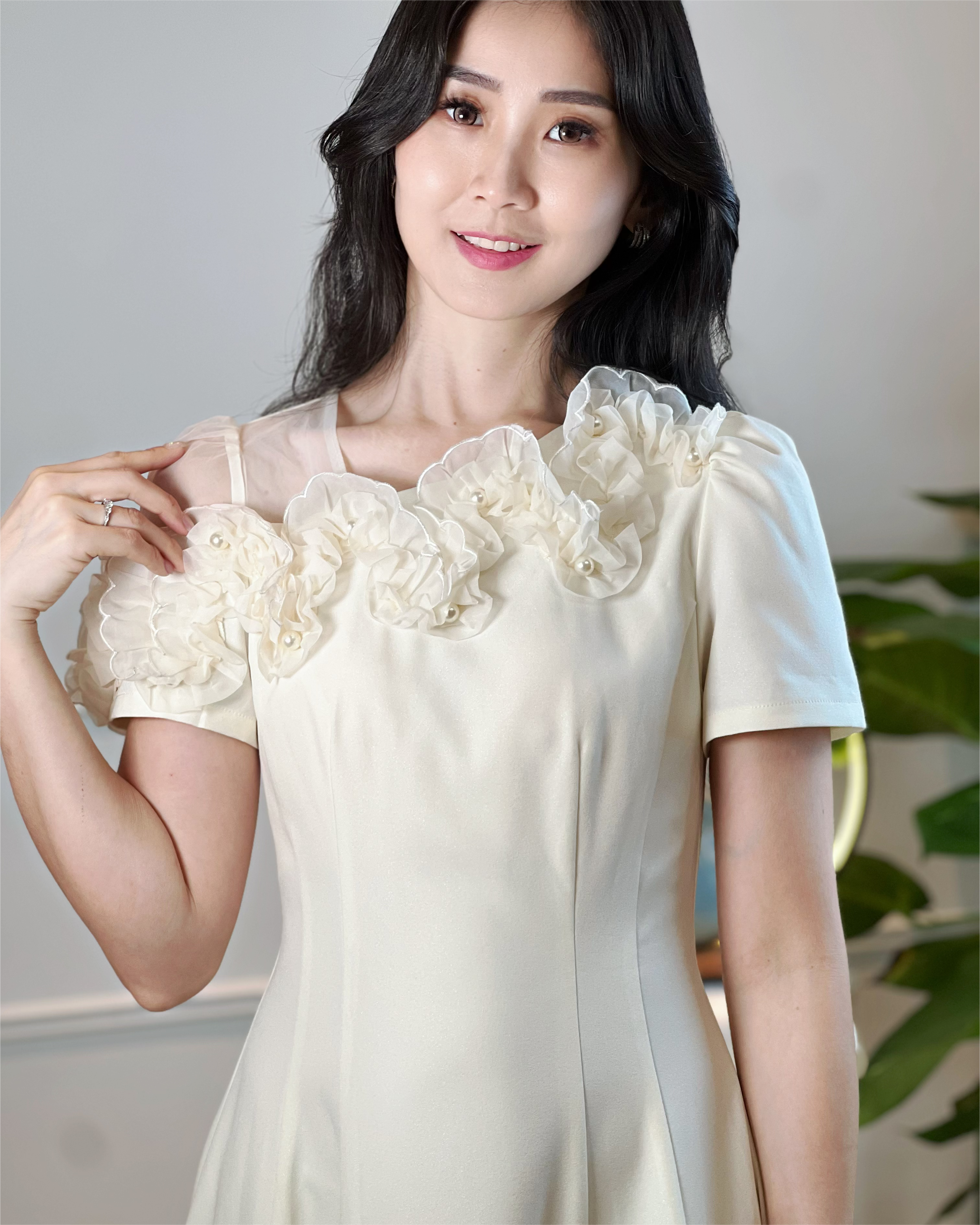 5093 3D Floral Chiffon Appliqué Midi Dress