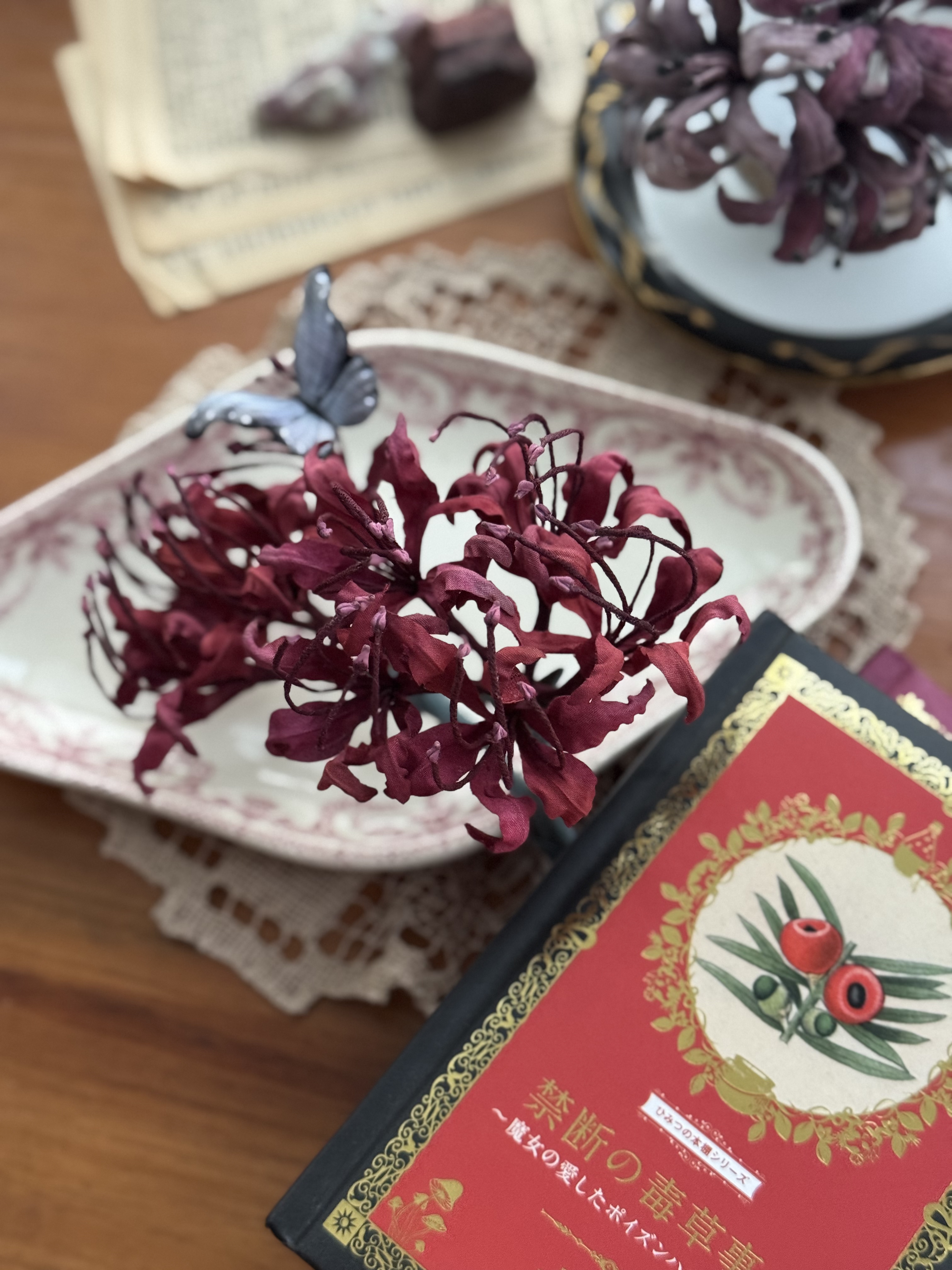 Miss Summer秋日課程 — 彼岸花與蝶