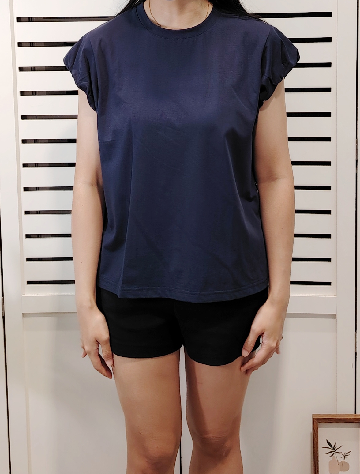 M2889 Wrinkled Sleeve Round Neck T-Shirt