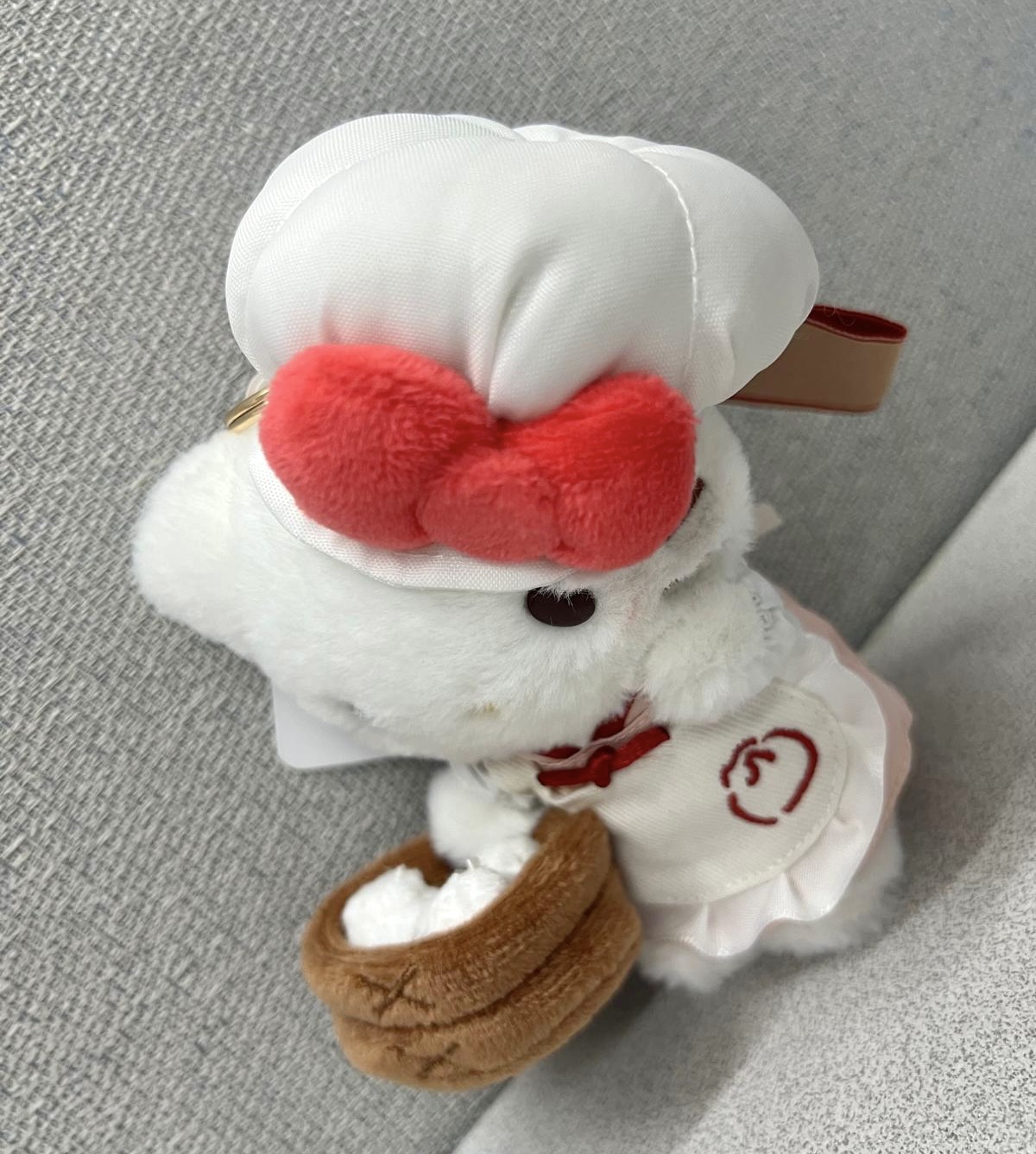 上海限定 Hello Kitty 廚師造型公仔掛飾