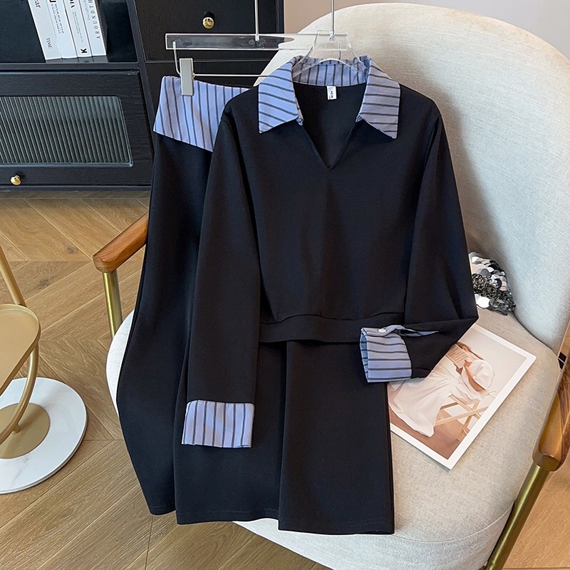B21(6108长) 长款韩系减龄拼接撞色条纹翻领袖边上衣与条纹折角边短裙蓝套装