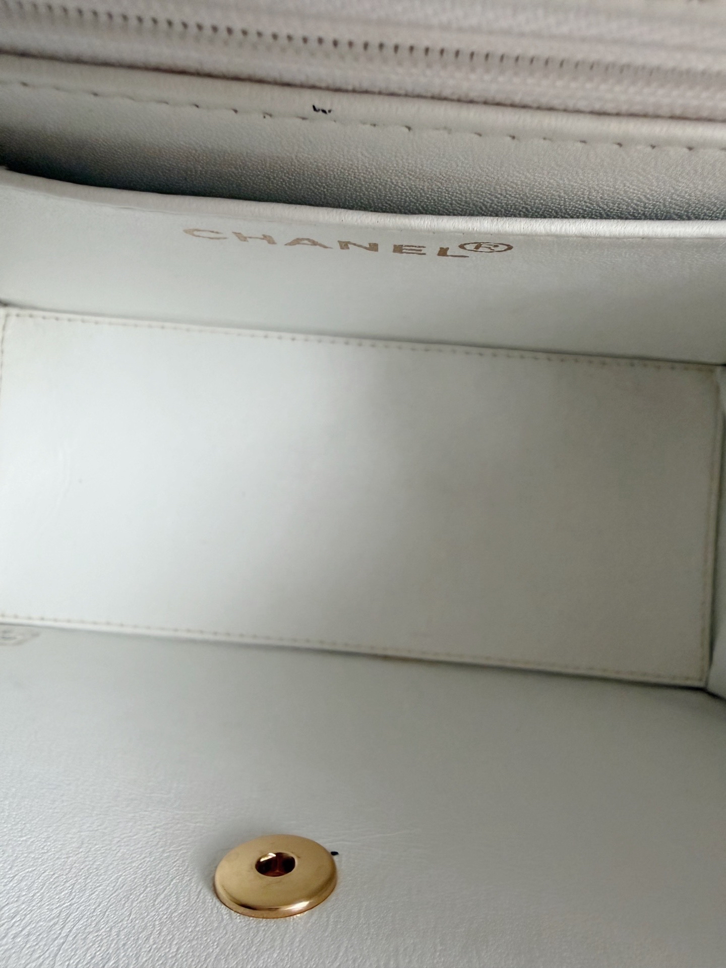 【預訂貨品】Chanel中古白色CF Kelly