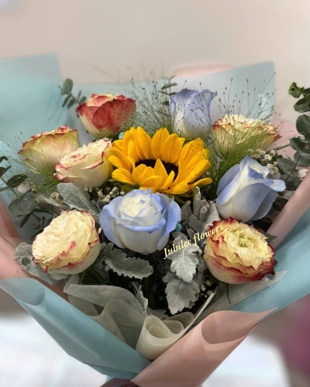 🌻向日葵 · 玫瑰花束
