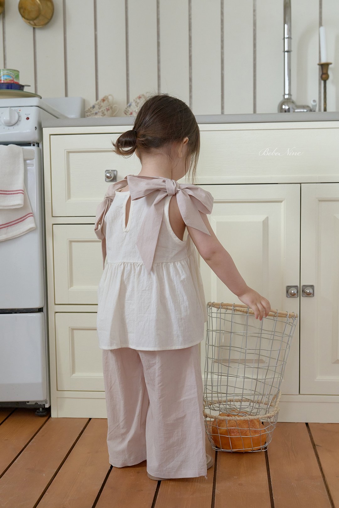 ☀️預訂 韓國直送☀️🇰🇷Bebenine兩色肩部大緞帶純棉背心