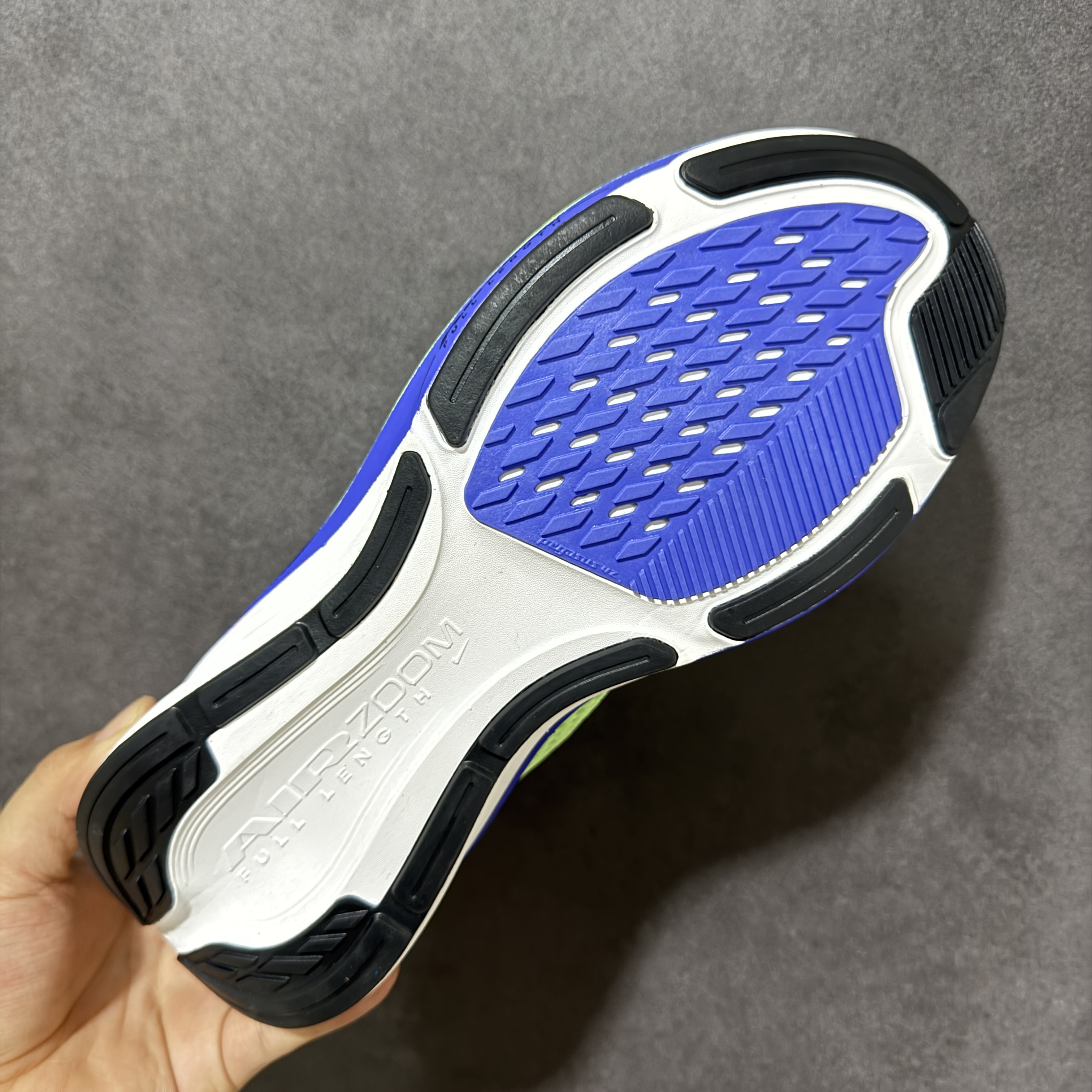 Nike Air Zoom Pegasus 42 IB1873-702
