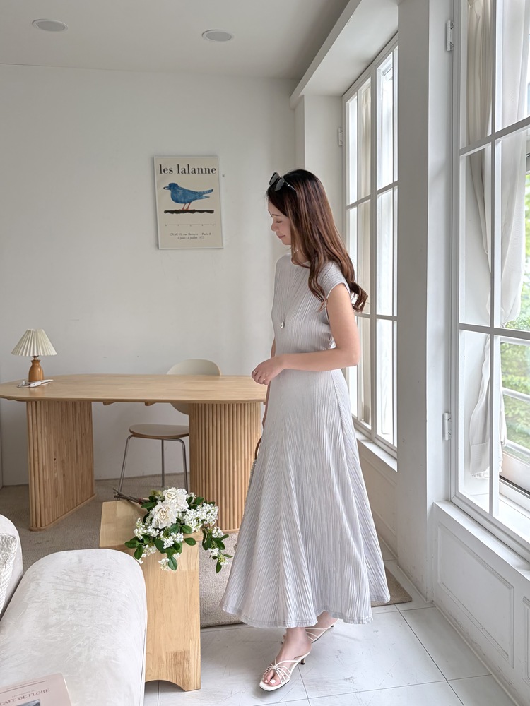 Elea Ribbed Flowy Dress (Mint)