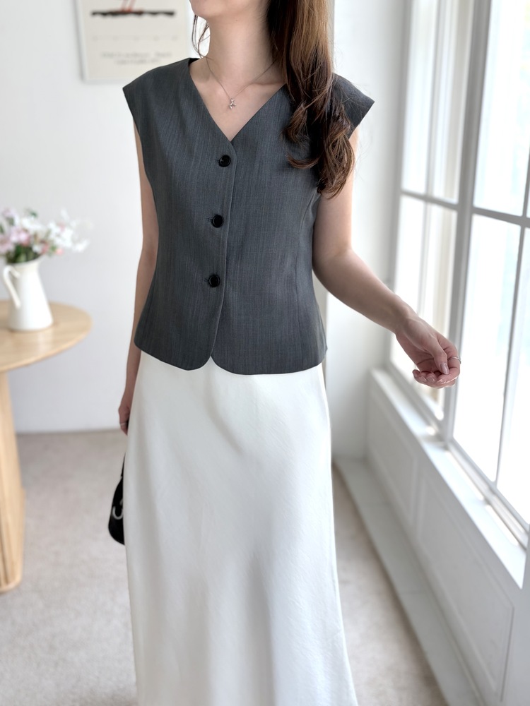 Signature Linen Blend Vest (Charcoal)