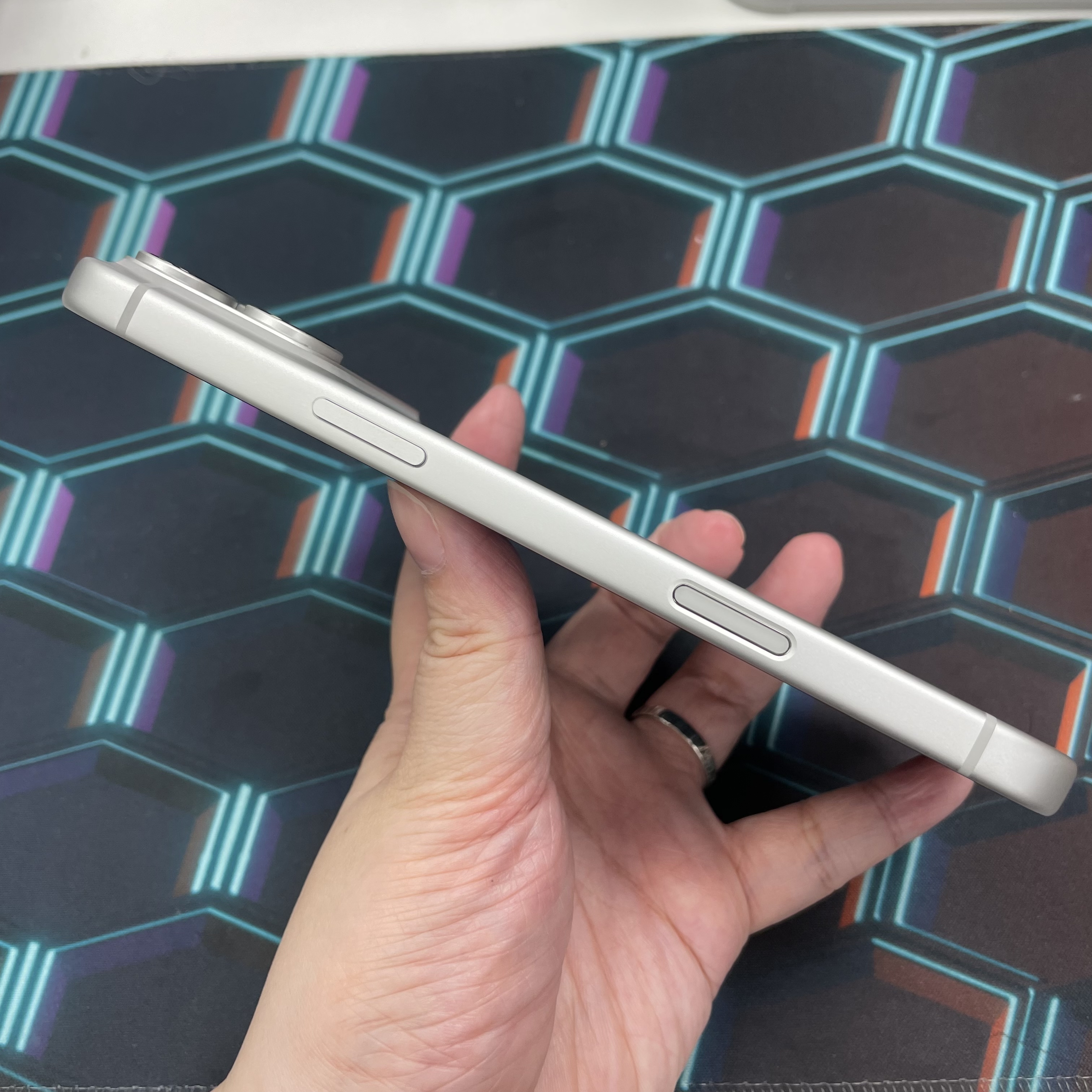 *6298 17 Promax 完美機 512GB 電100 銀色 sliver