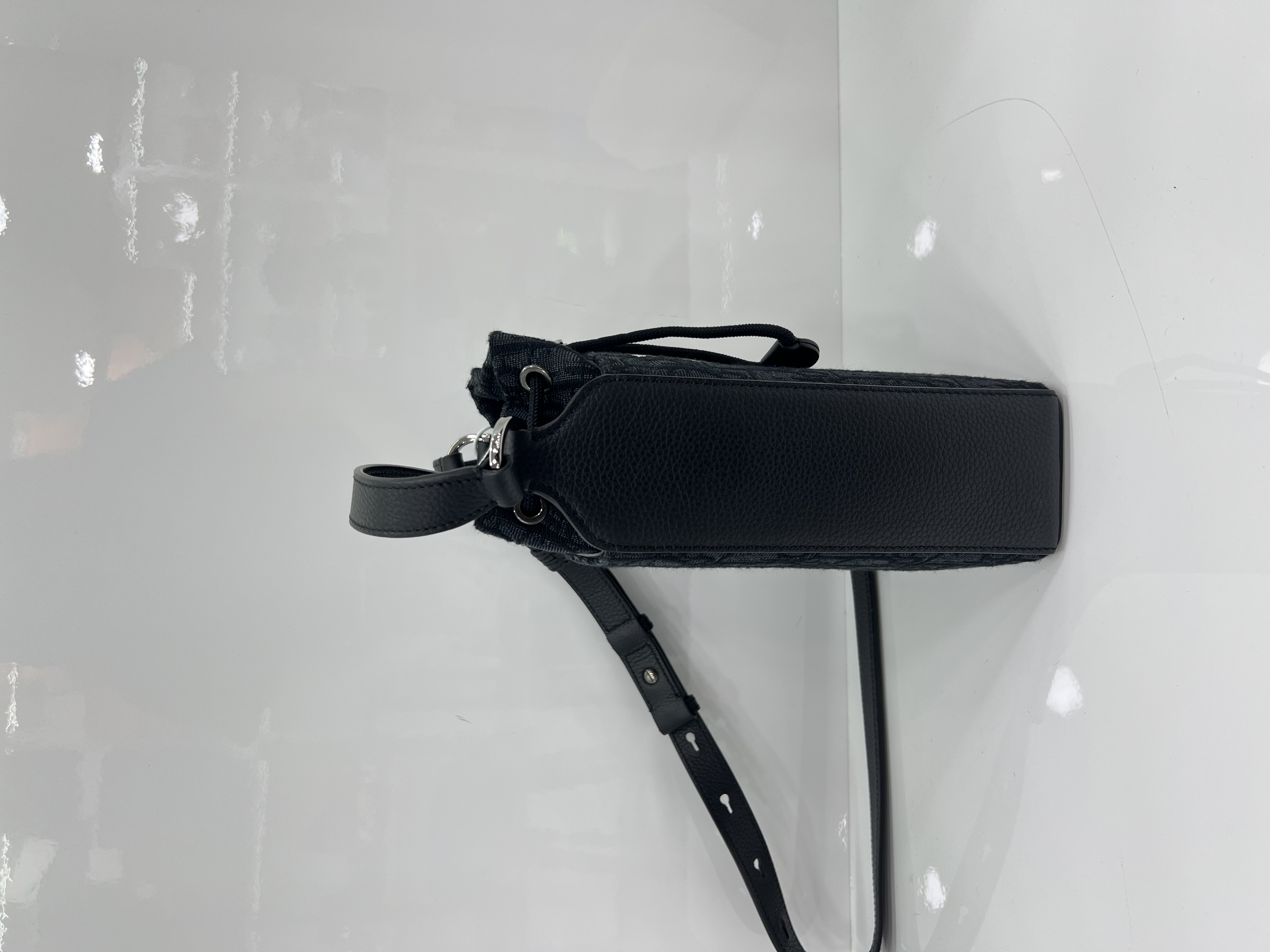 直播貨品 |  [1個-$100 2個-$300］EE16