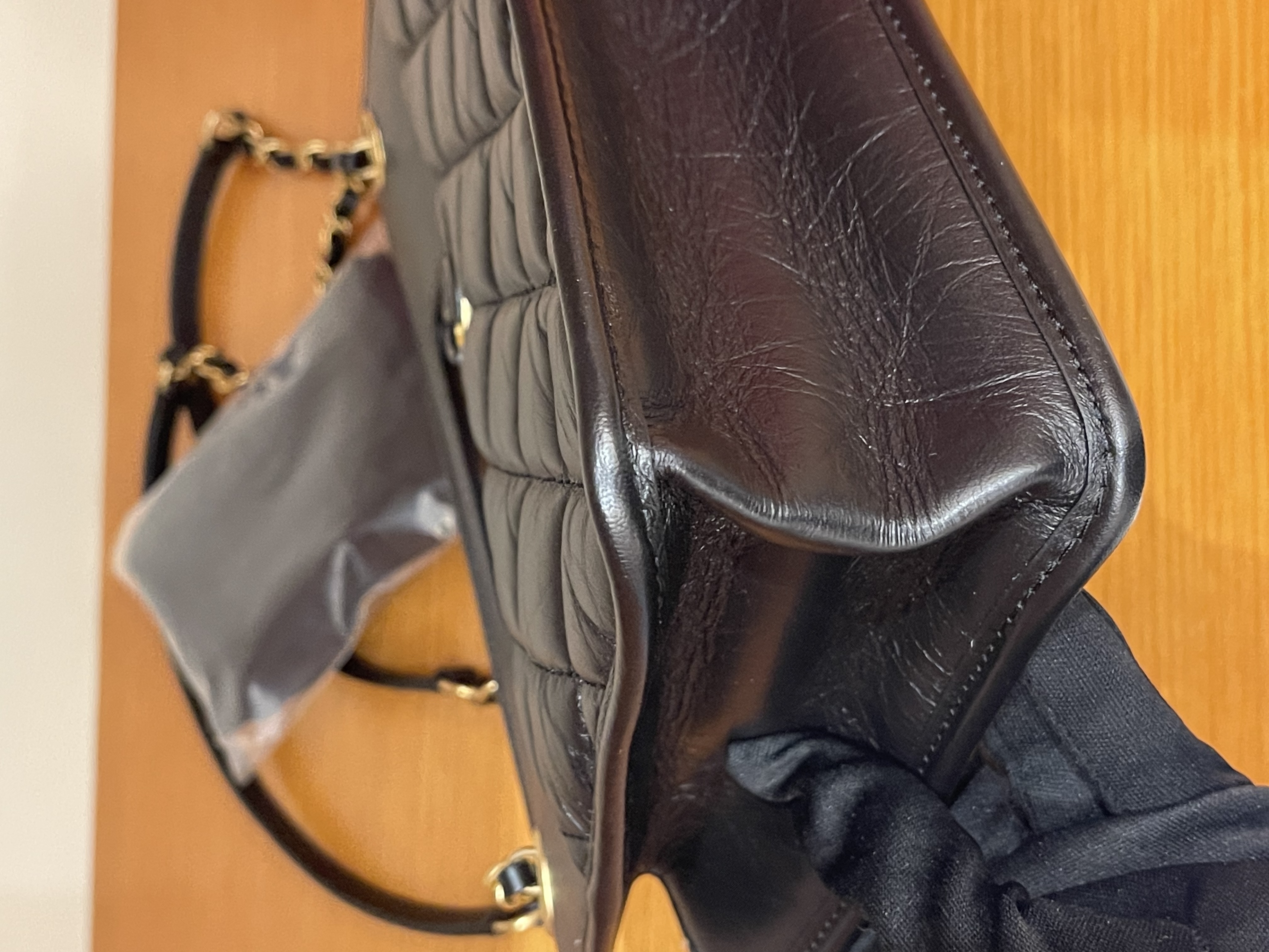 直播貨品 |  [1個-$100 2個-$300］HH11