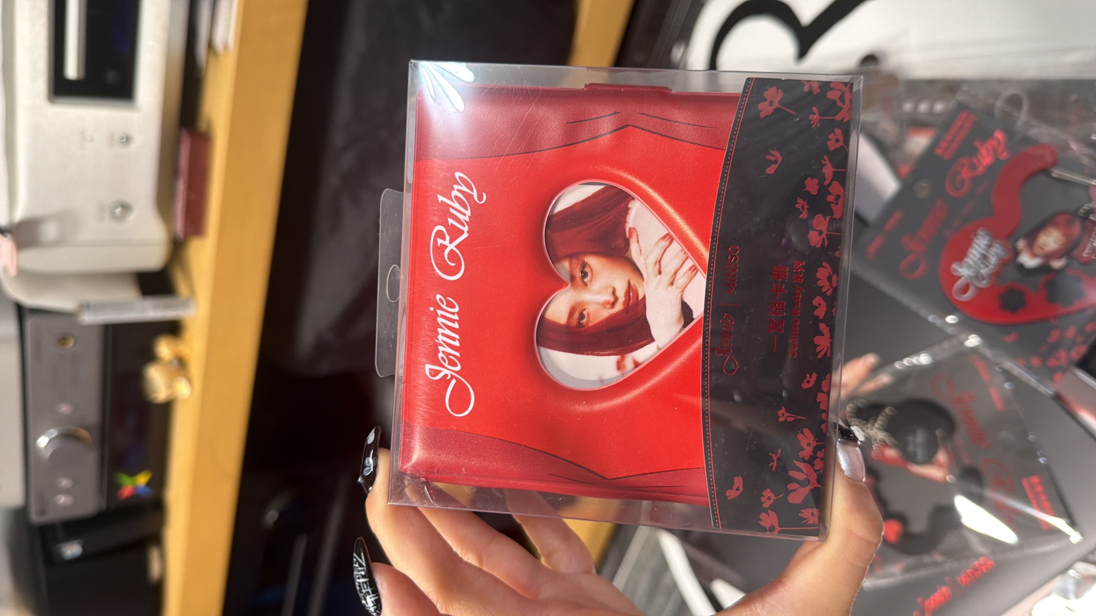 現貨 JENNIE RUBY X MINISO 卡冊