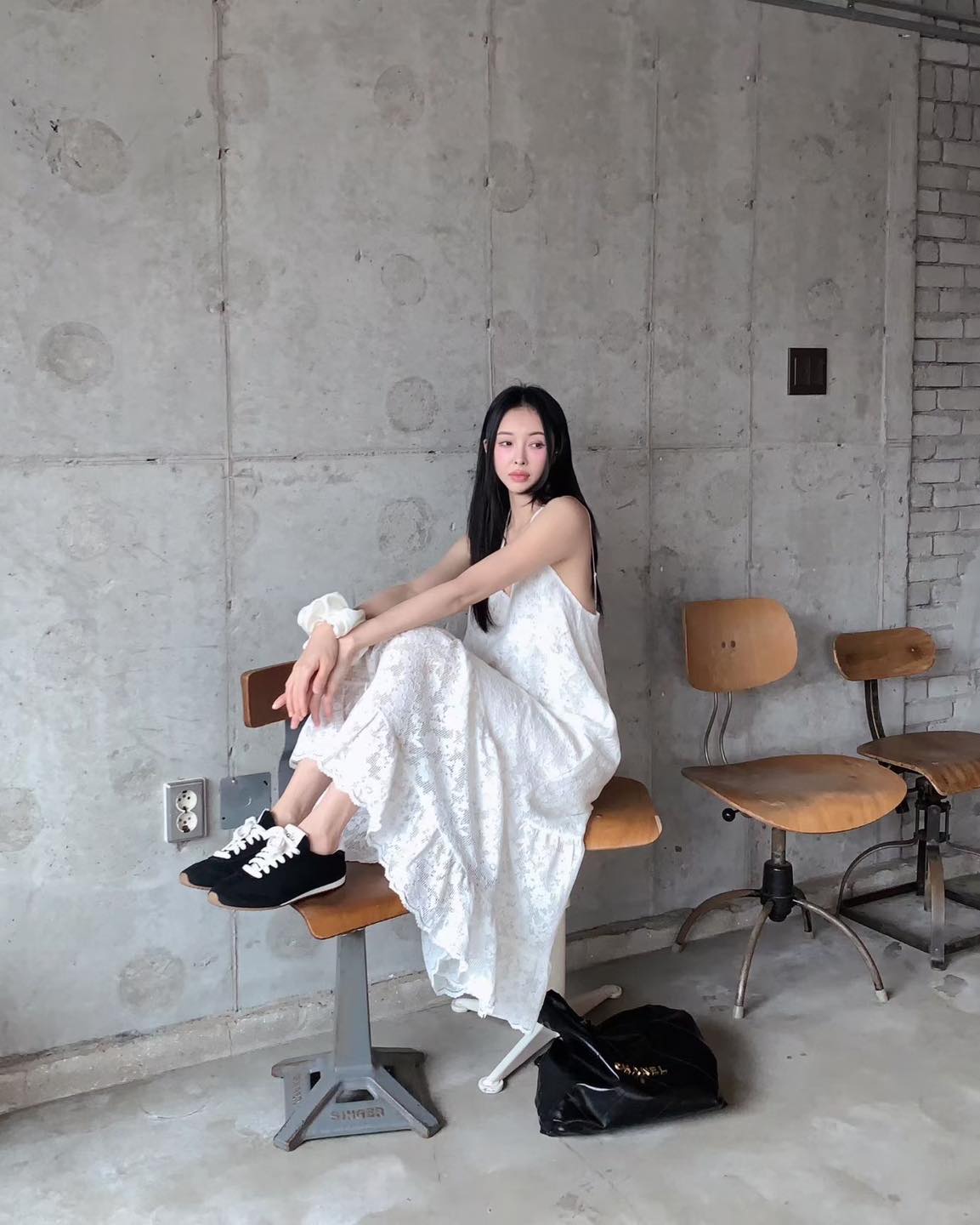 穿頸綁帶lace吊帶裙