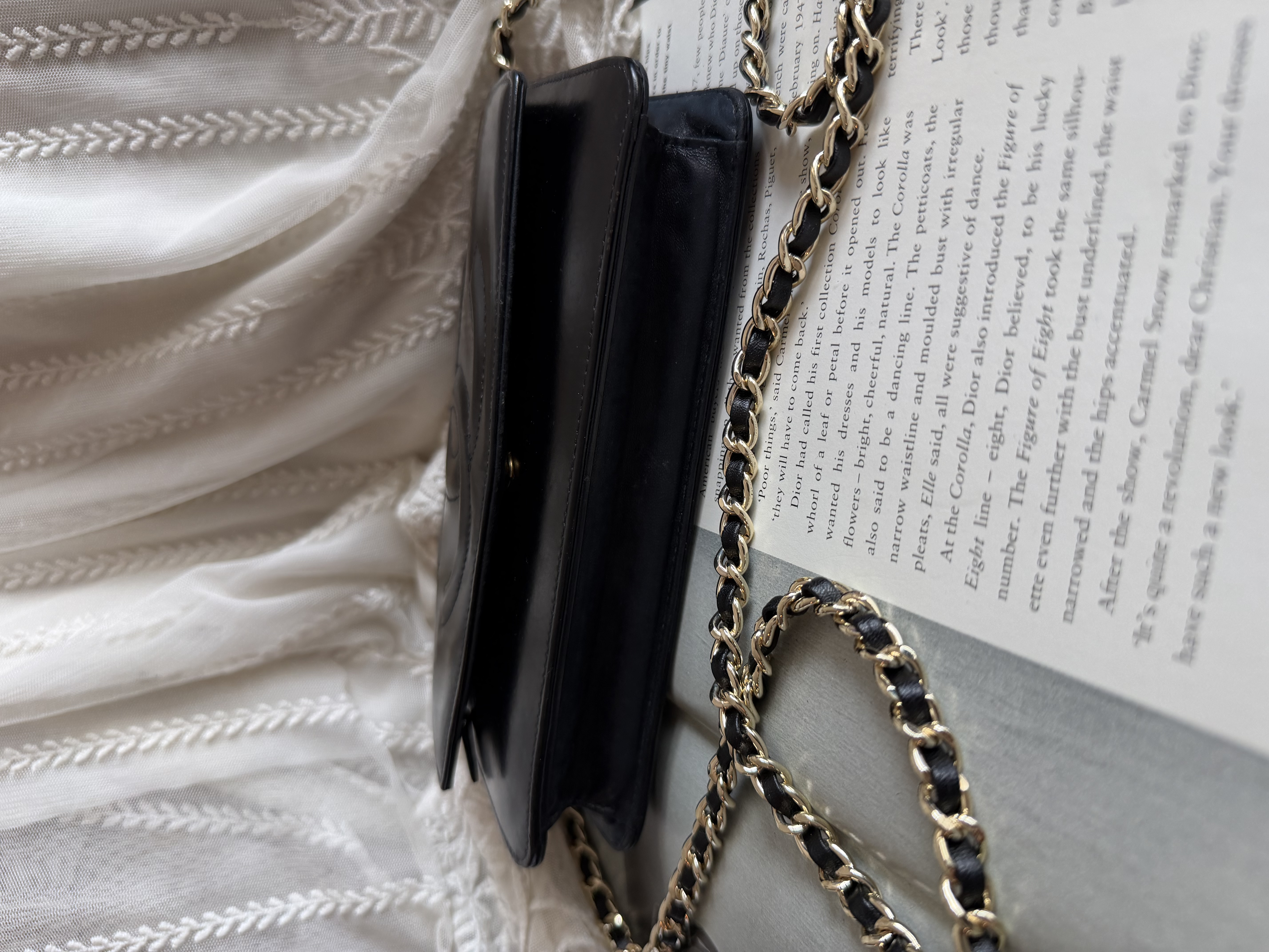 Vintage Chanel patent leather wallet 