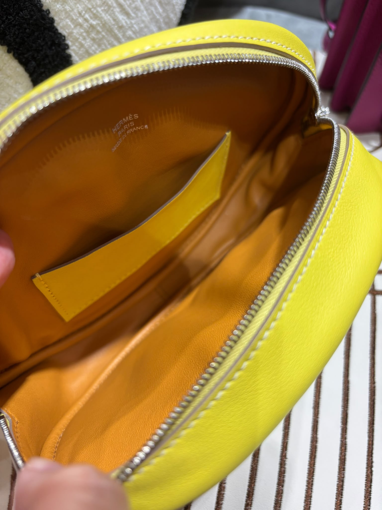 Hermes in the loop waist bag hobo belt bag STAMP Y 檸檬黃色 100%Authentic, 98%new ✅Dust bag