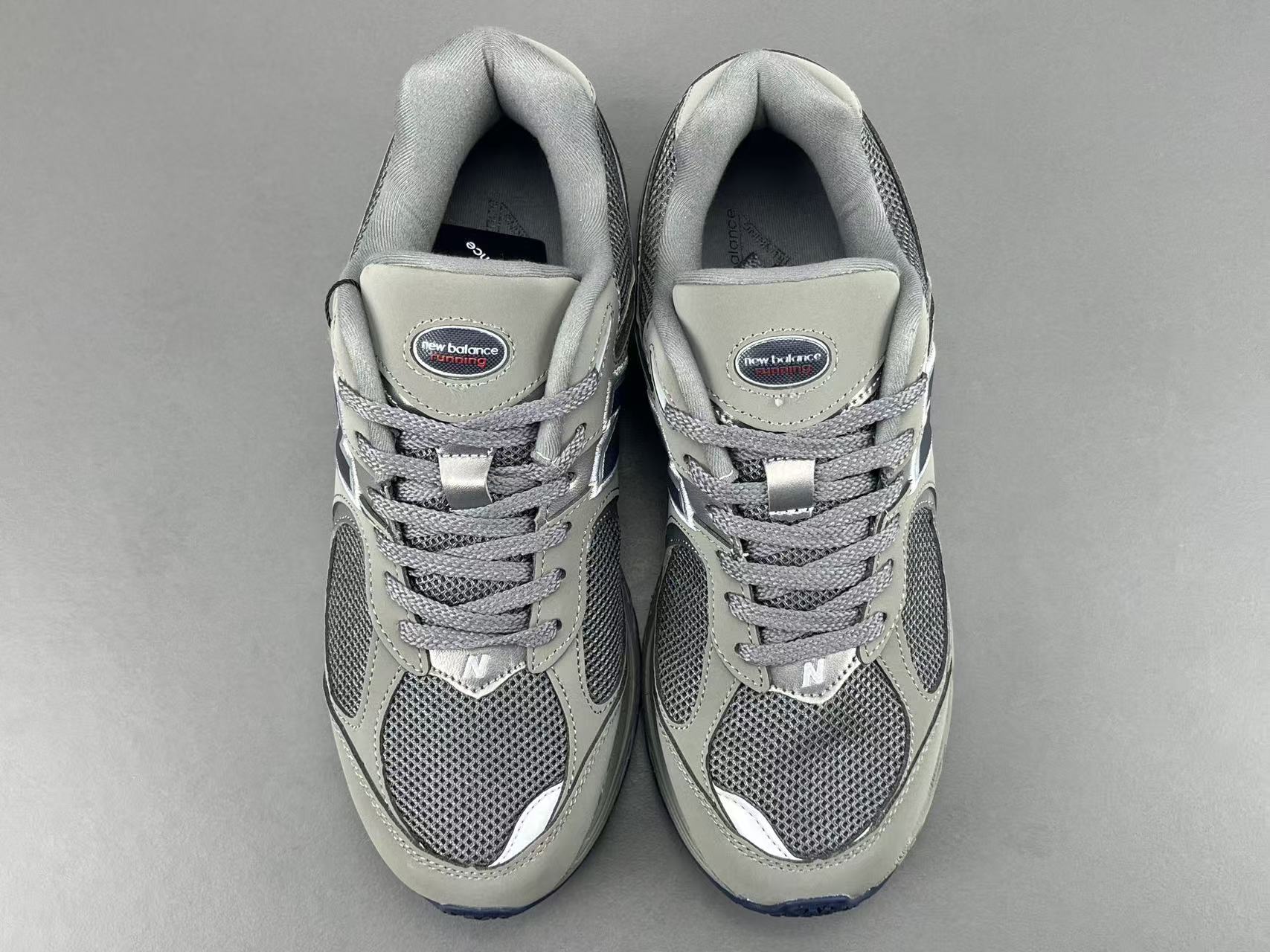 New Balance 2002R ML2002RC