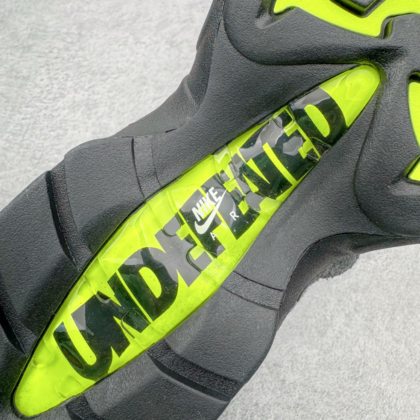 UNDEFEATED x Nike Air Max 95 SP IB4523-004