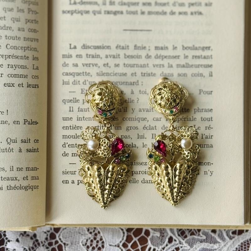 Vintage European Recomposed 3D Vase Bouquet Statement Clip Earrings (MW264)