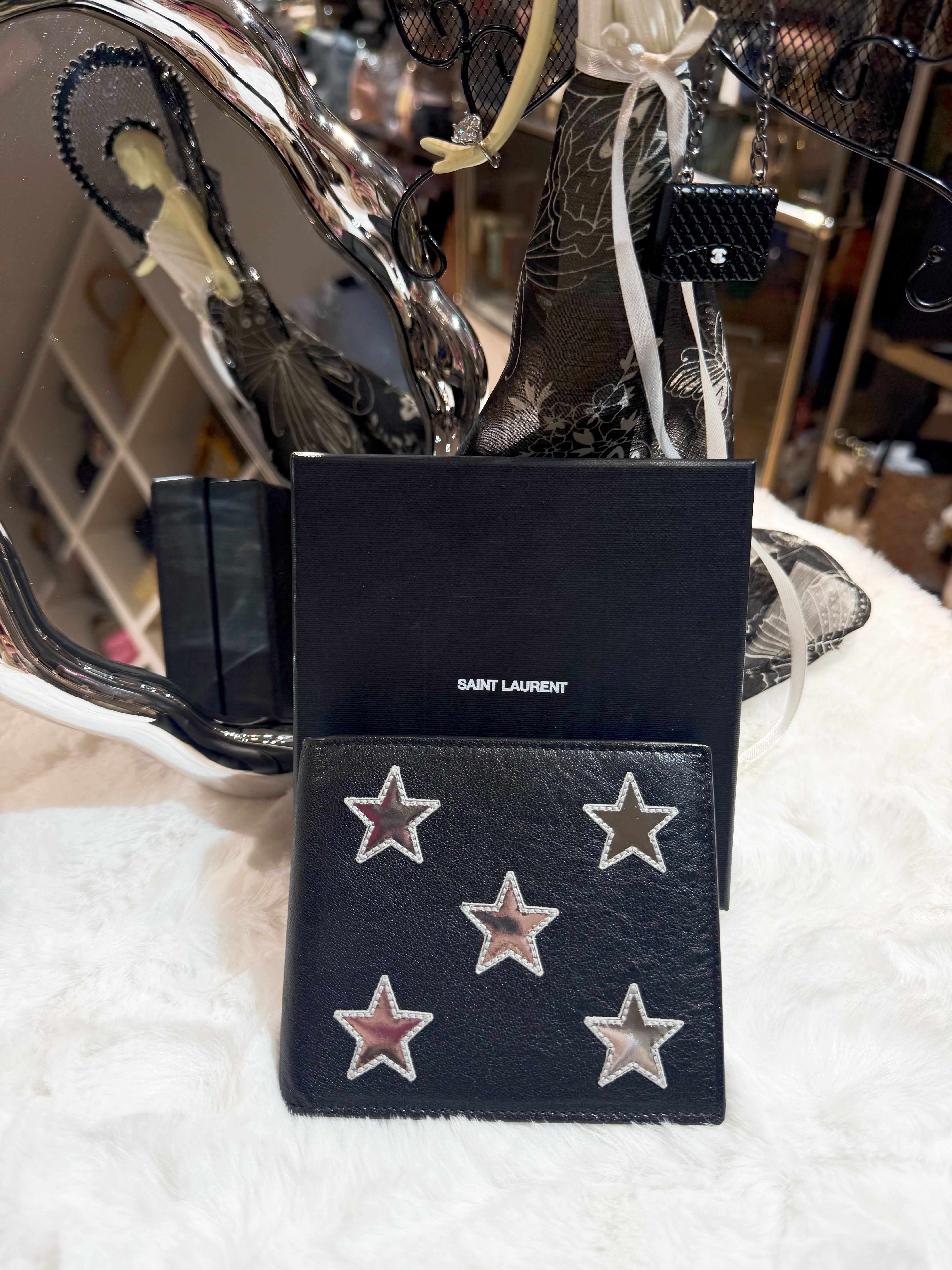 YSL bi fold wallet blk/star