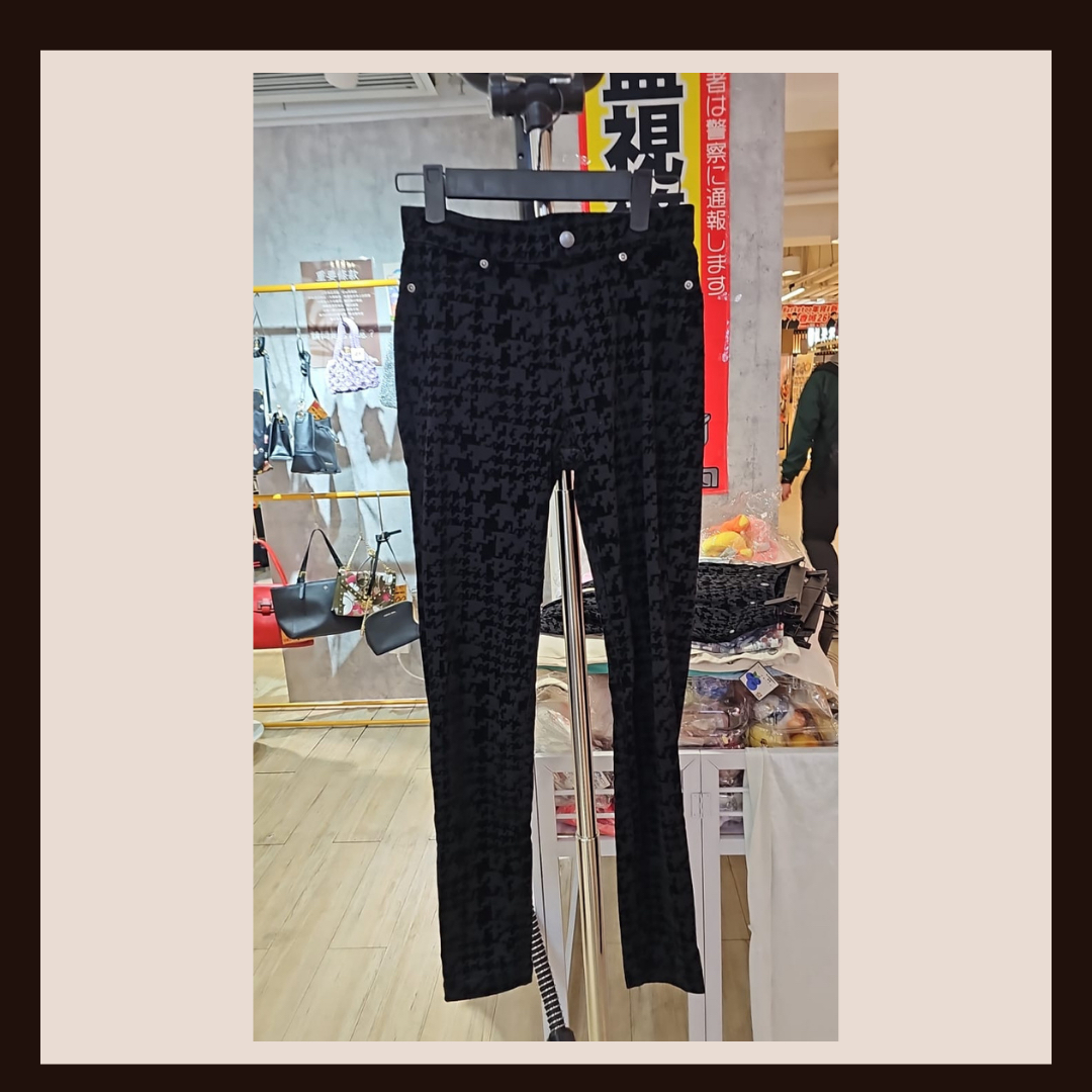 ✨ NYDJ 專利修身黑絨千鳥格紋緊身褲