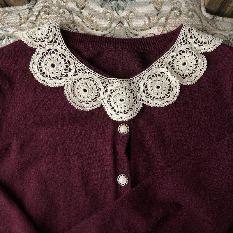 Vintage Mid-century Hand-Crochet Beige Tone Adorable Floral Dress Collar (MT150-14)
