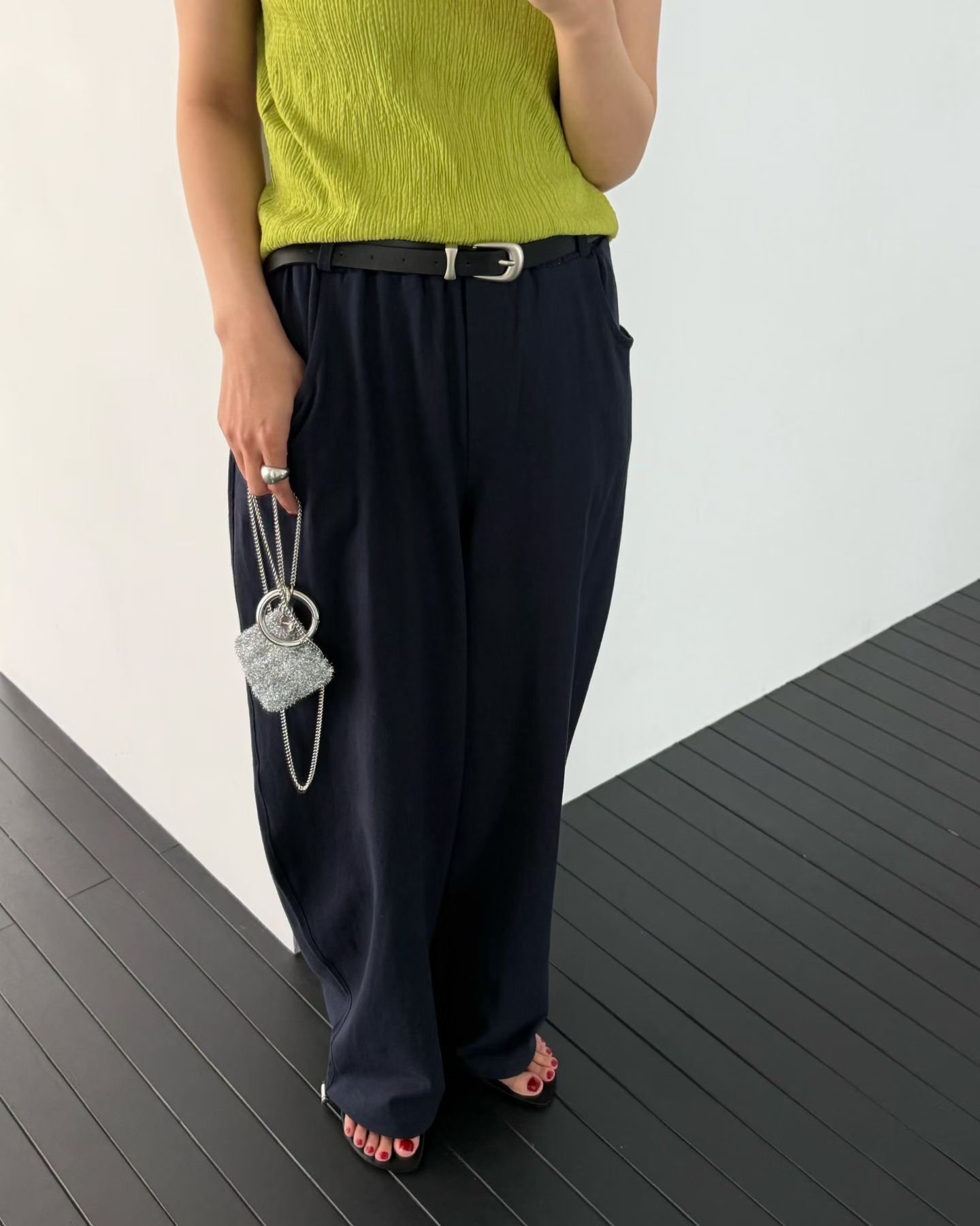 221403 銀扣牛皮Belt