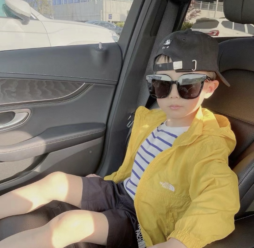 TNF 童裝薄款連帽防曬外套 - 1件 現貨