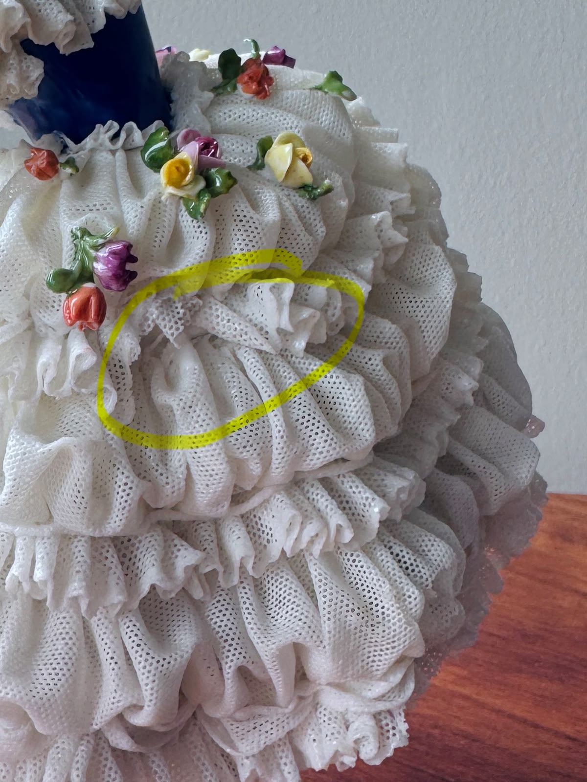 Antique Early 20th Century German Dresden-Style Hand-painted Porcelain Lace Lady Figurine (MT2615)