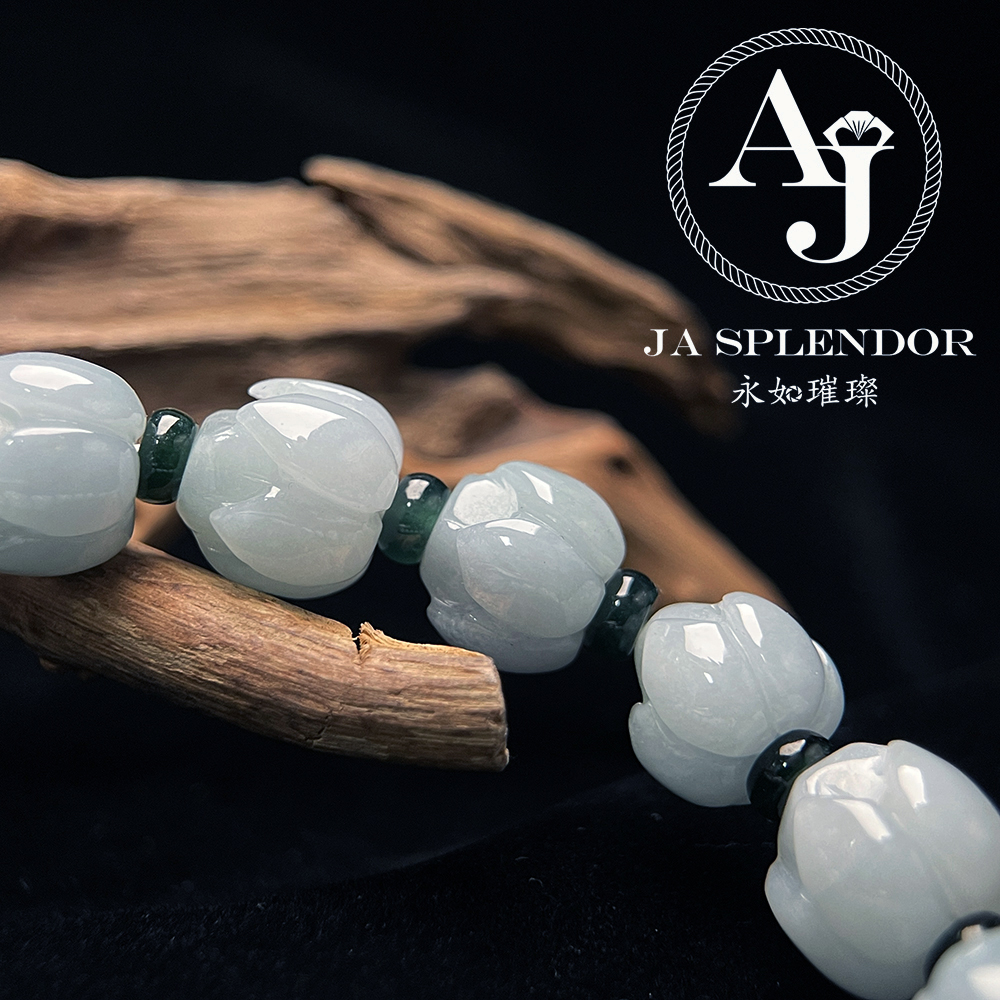 JB-257- 膠潤晴水藍綠色清心定神/年年有餘蓮花手串